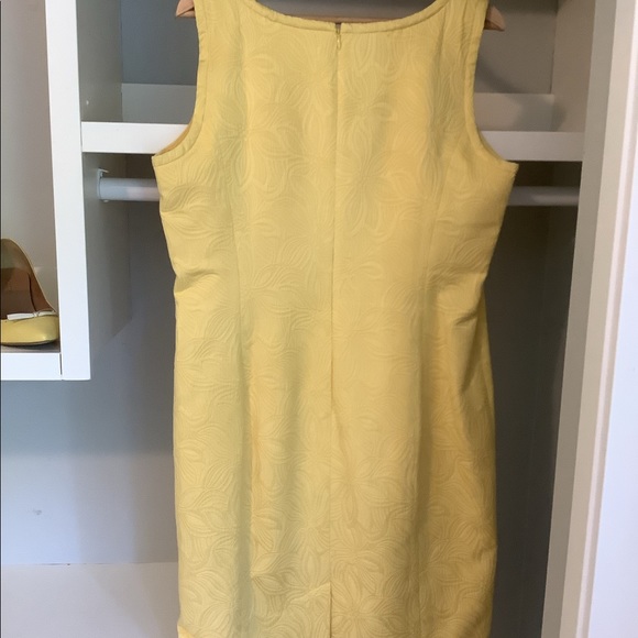 Dress Suit - Picture 4 of 7